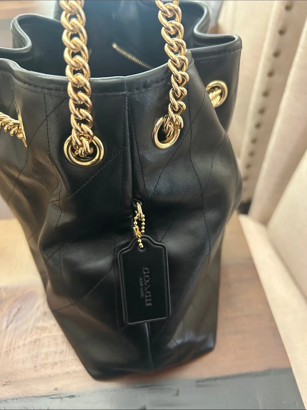 Coach Evelyn Shoulder Bag. New without tags. - Picture 4 of 6